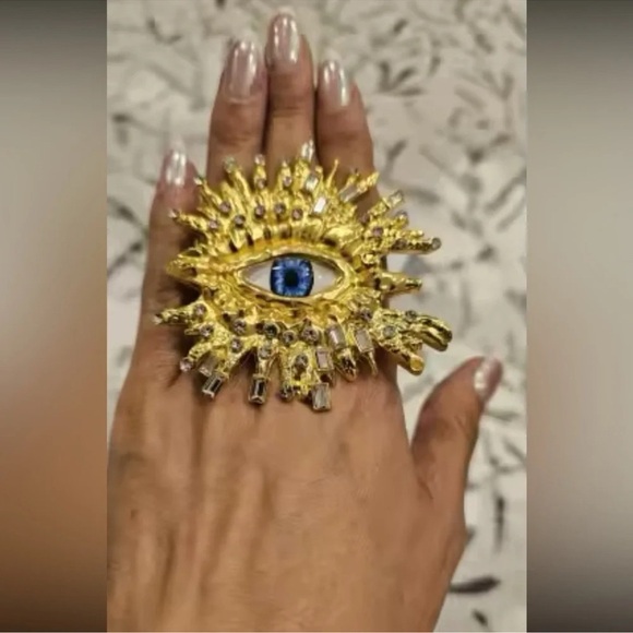 Baroque Gold Blue Eyes Crystal Adjustable Ring - Picture 6 of 10